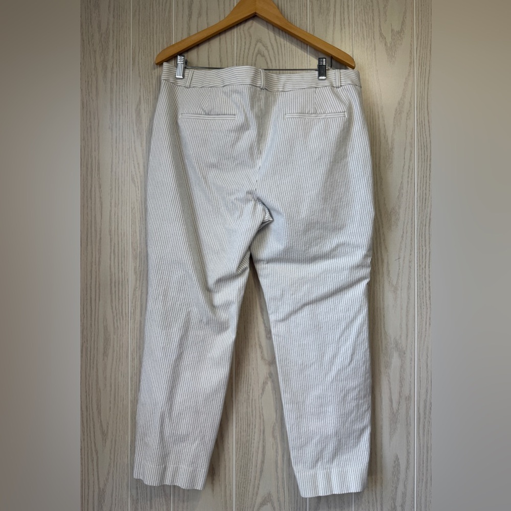 Banana Republic Sloan Pinstripe Pants Size 14 EUC - Picture 3 of 3